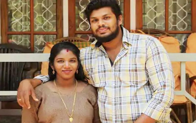 i2i News Trivandrum,fir,uthra murder,snake bite,i2inews