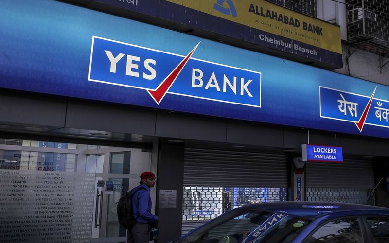 i2i News Trivandrum,business,yes bank,credit card users,i2inews