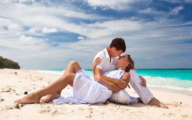 i2i News Trivandrum. honey moon X factor 